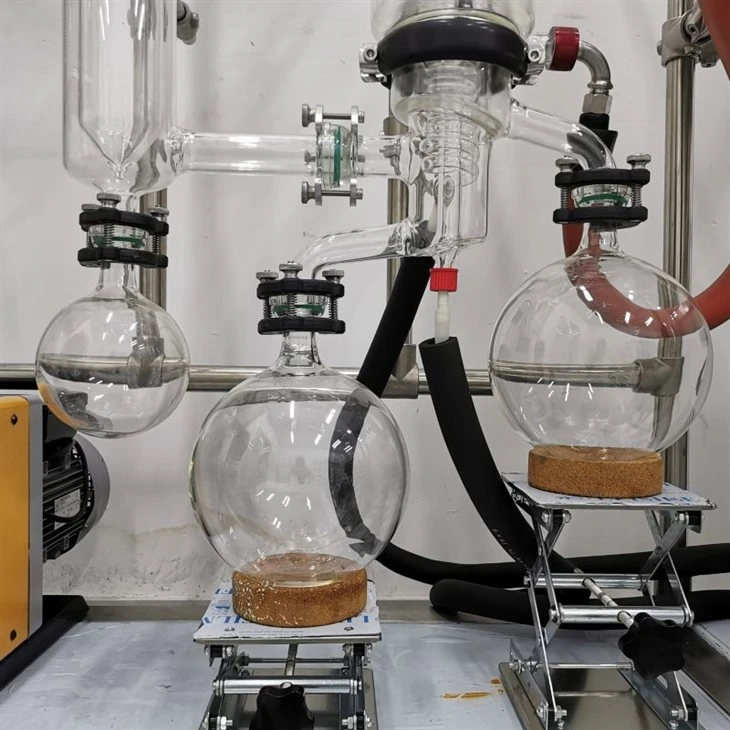 Short Path Distillation Equipment | Molecular Distillation